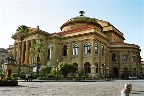 teatro massimo in palermo pictures.